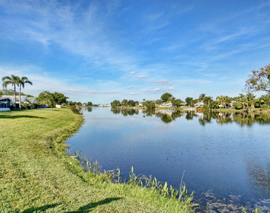 1630 Nw 22nd Avenue - Photo Thumbnail 63