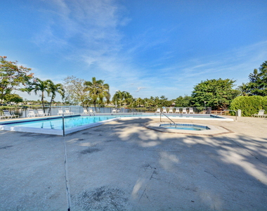 1630 Nw 22nd Avenue - Photo Thumbnail 64