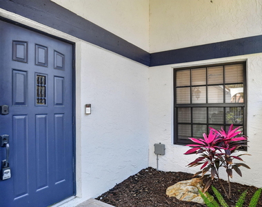 1630 Nw 22nd Avenue - Photo Thumbnail 5