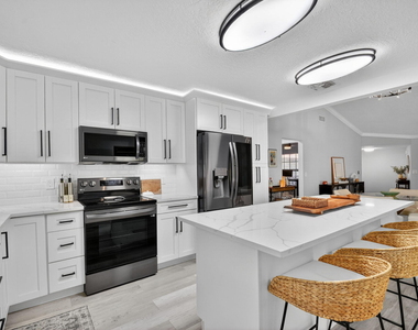 1630 Nw 22nd Avenue - Photo Thumbnail 21