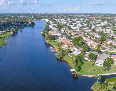 1630 Nw 22nd Avenue - Photo Thumbnail 58