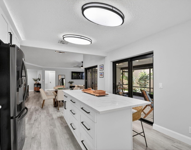 1630 Nw 22nd Avenue - Photo Thumbnail 20