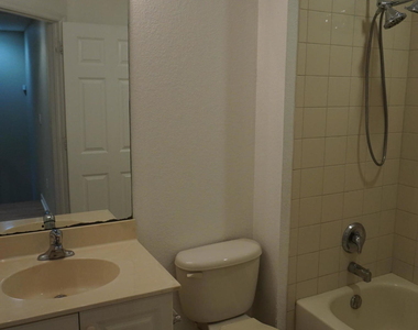 2030 Nassau Drive - Photo Thumbnail 14
