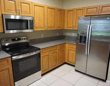 2030 Nassau Drive - Photo Thumbnail 26
