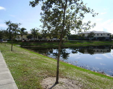 2030 Nassau Drive - Photo Thumbnail 24