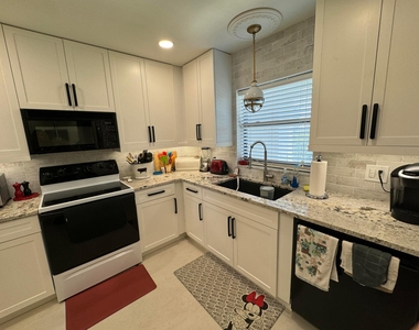 200 Intracoastal Place - Photo Thumbnail 16