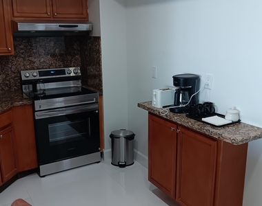 3800 Galt Ocean Drive - Photo Thumbnail 7
