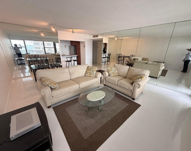 3800 Galt Ocean Drive - Photo Thumbnail 17