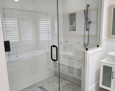1066 Se Saint Lucie Boulevard - Photo Thumbnail 15