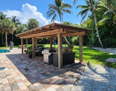 1066 Se Saint Lucie Boulevard - Photo Thumbnail 30