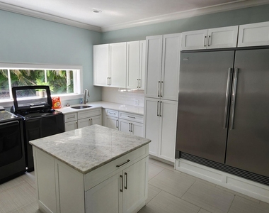 1066 Se Saint Lucie Boulevard - Photo Thumbnail 25