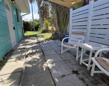 1125 S Ocean Drive - Photo Thumbnail 9