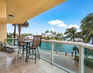 2650 Lake Shore Drive - Photo Thumbnail 26