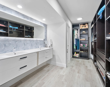 3750 Galt Ocean Drive - Photo Thumbnail 17