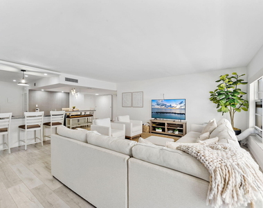 3750 Galt Ocean Drive - Photo Thumbnail 11