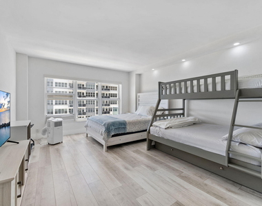 3750 Galt Ocean Drive - Photo Thumbnail 22