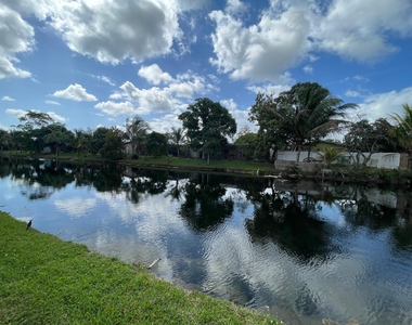 8136 Nw 21st Court - Photo Thumbnail 33
