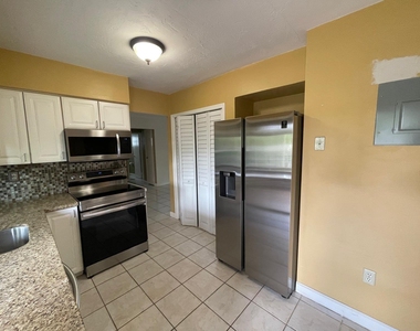 8136 Nw 21st Court - Photo Thumbnail 1
