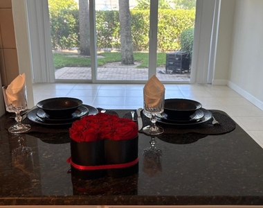 505 Ne 20th Avenue - Photo Thumbnail 21