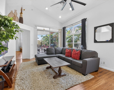 6694 Nw 26th Way - Photo Thumbnail 9