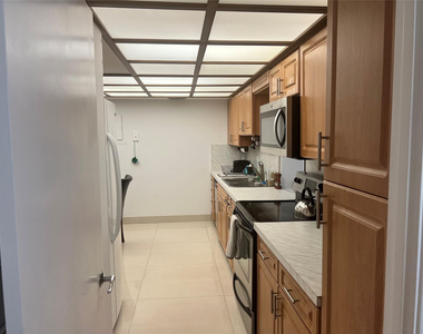 5100 N Ocean Boulevard - Photo Thumbnail 6