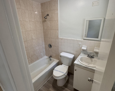 1113 Sw 15th Terrace - Photo Thumbnail 6