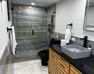 2701 N Ocean - Photo Thumbnail 4