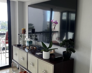 2701 N Ocean - Photo Thumbnail 5