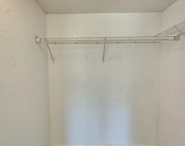 1701 Balfour Point Drive - Photo Thumbnail 16