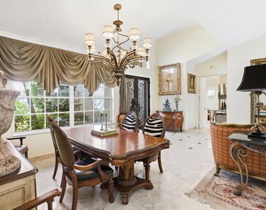 7821 Dorchester Road - Photo Thumbnail 7