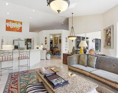 7821 Dorchester Road - Photo Thumbnail 12