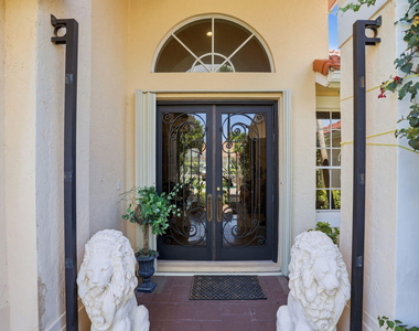 7821 Dorchester Road - Photo Thumbnail 2
