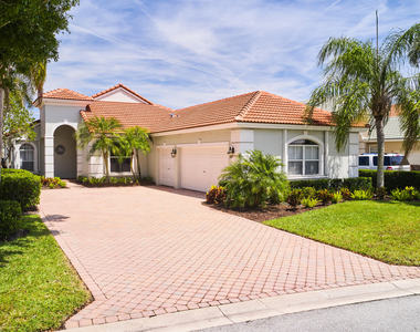 8282 Spyglass Drive - Photo Thumbnail 37