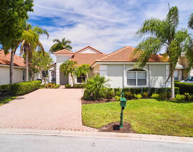 8282 Spyglass Drive - Photo Thumbnail 35