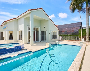8282 Spyglass Drive - Photo Thumbnail 30