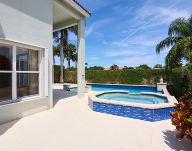 8282 Spyglass Drive - Photo Thumbnail 32