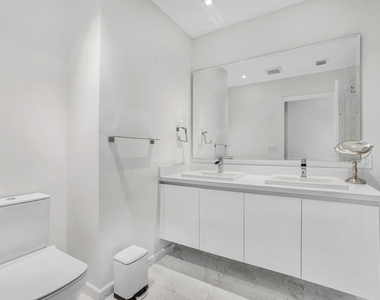 701 N Fort Lauderdale Beach Boulevard - Photo Thumbnail 22