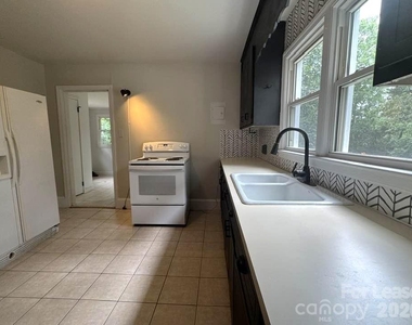810 Mt Holly Huntersville Road - Photo Thumbnail 5