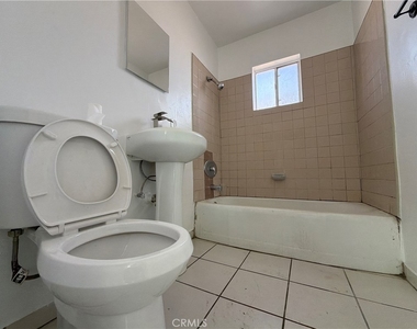 11937 Elliott Avenue - Photo Thumbnail 11