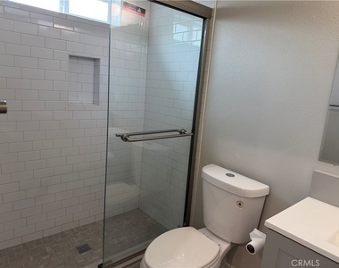 610 W Hollyvale Street - Photo Thumbnail 13