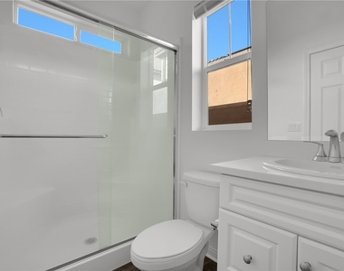 3994 E Catalina - Photo Thumbnail 8