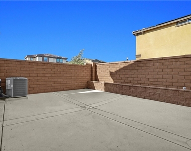 3994 E Catalina - Photo Thumbnail 22