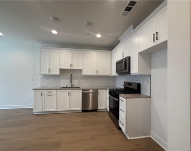 4231 S. Sage Paseo Unit 97 - Photo Thumbnail 8