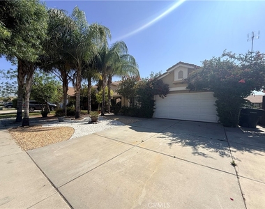 2293 Murrieta - Photo Thumbnail 2