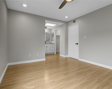 7900 Topanga Canyon Boulevard - Photo Thumbnail 20