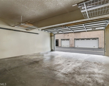 7900 Topanga Canyon Boulevard - Photo Thumbnail 25