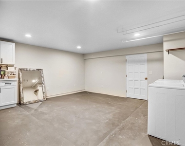 7900 Topanga Canyon Boulevard - Photo Thumbnail 23