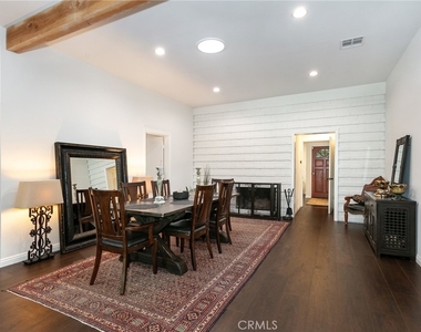 5825 Fulton Avenue - Photo Thumbnail 7