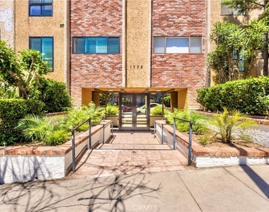 1735 N Fuller Avenue - Photo Thumbnail 1