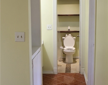 7320 Lennox Street - Photo Thumbnail 16